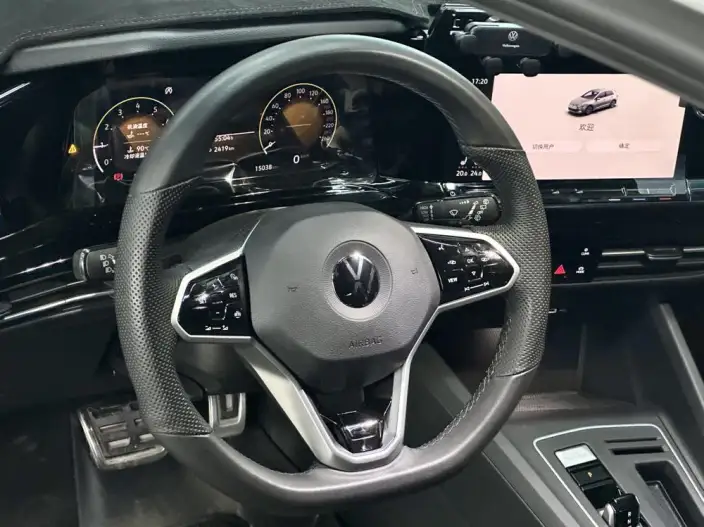 Volkswagen Golf 2023 Model 280TSI DSG R-Line Lite – фото 9