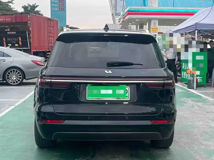 Li Auto ONE 2021 Model Extended Range 6 seat Edition – фото 5