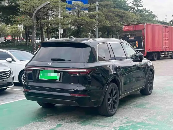 Li Auto ONE 2021 Model Extended Range 6 seat Edition – фото 6