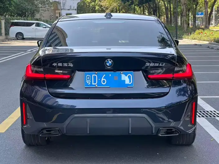 BMW 3 Series 2023 Model 325Li M Sports Night Set