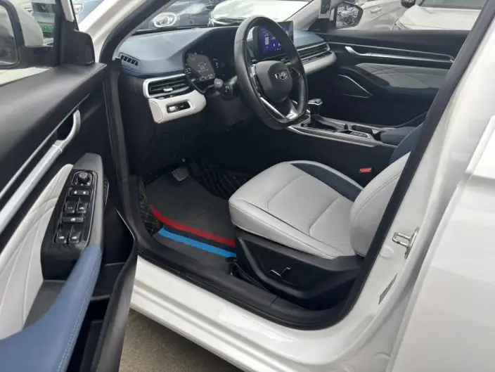 Geely Emgrand 2022 Model No. 4 Gen 1.5L CVT Flagship Model – фото 9