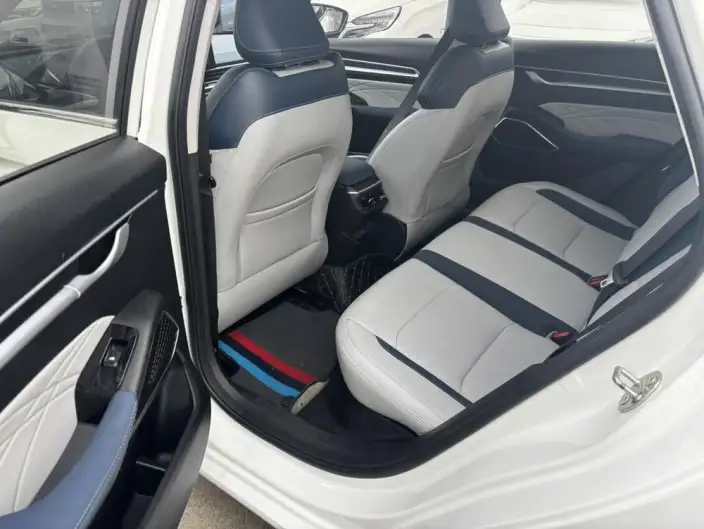 Geely Emgrand 2022 Model No. 4 Gen 1.5L CVT Flagship Model – фото 10