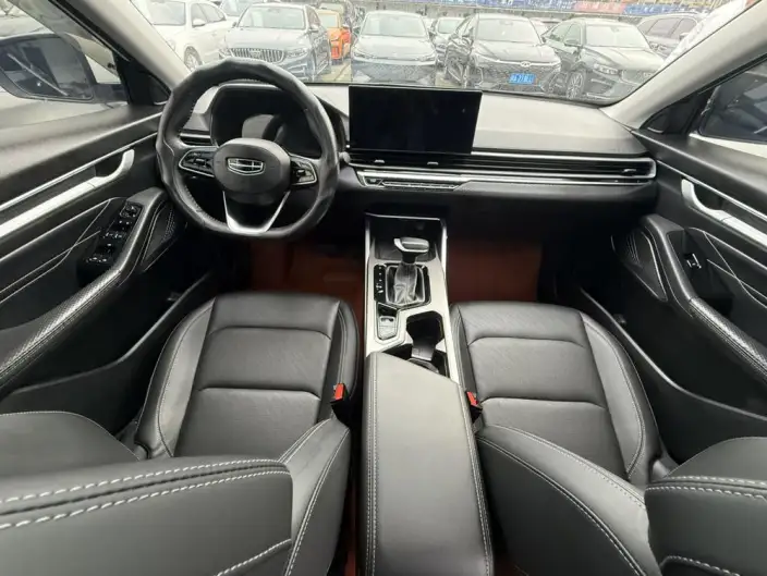 Geely Emgrand 2023 Model No. 4 Gen Champion Edition 1.5L CVT Noble Model – фото 6