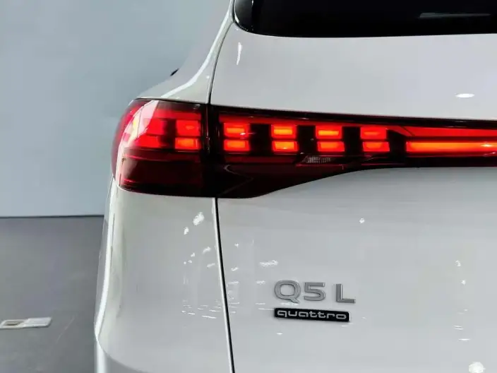 Audi Q5L 2026 Model 2.0T Smart Hybrid Luxury Model – фото 7