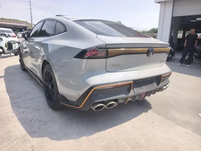 Changan UNI-V 2022 Model 1.5T Sports Edition – фото 4