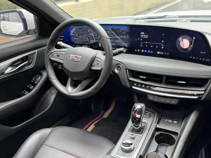 Cadillac CT5 2024 Model 28T Luxury Model Pro – фото 7