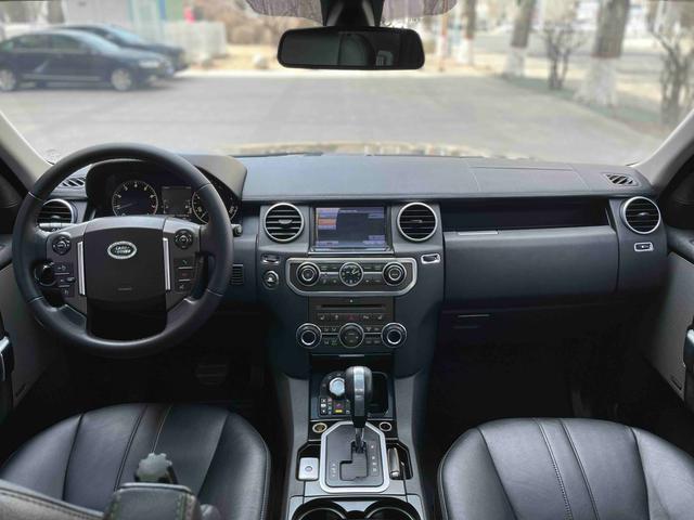Land Rover Discovery 2011 модификация 4.0 V6 HSE – фото 13