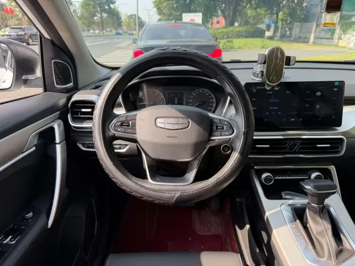 Geely Binyue 2025 Model 1.5L CVT Super Edition – фото 9