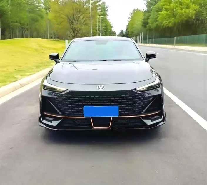 Changan UNI-V 2022 Model 1.5T Sports Edition – фото 2