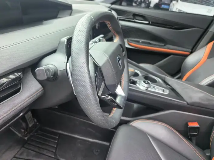 Changan UNI-V 2022 Model 1.5T Sports Edition – фото 10