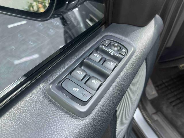 Land Rover Discovery 2016 модификация 3.0 V6 SC SE – фото 10