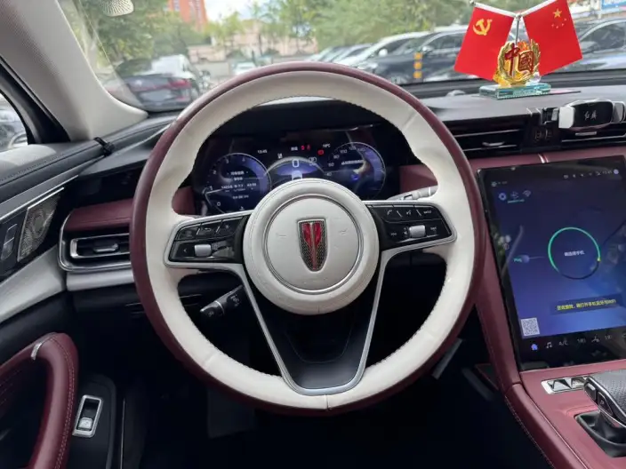 Hongqi H5 2025 Model 2.0T Automatic Flag Enjoy Edition – фото 10
