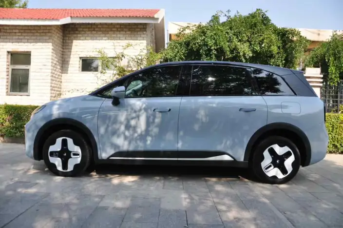 Arcfox Kaola 2023 Model Family Edition Pro