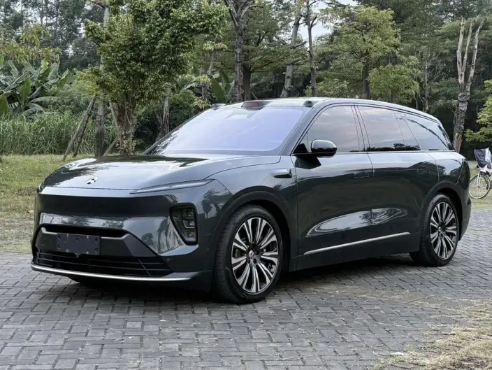NIO ES8 2023 Model 100kWh Executive Edition – фото 1