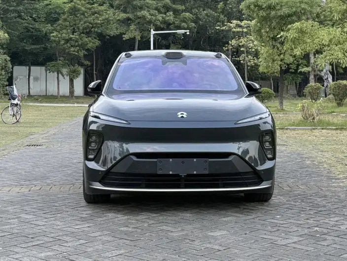 NIO ES8 2023 Model 100kWh Executive Edition – фото 2