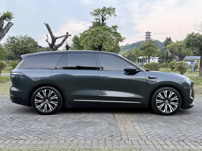 NIO ES8 2023 Model 100kWh Executive Edition – фото 7