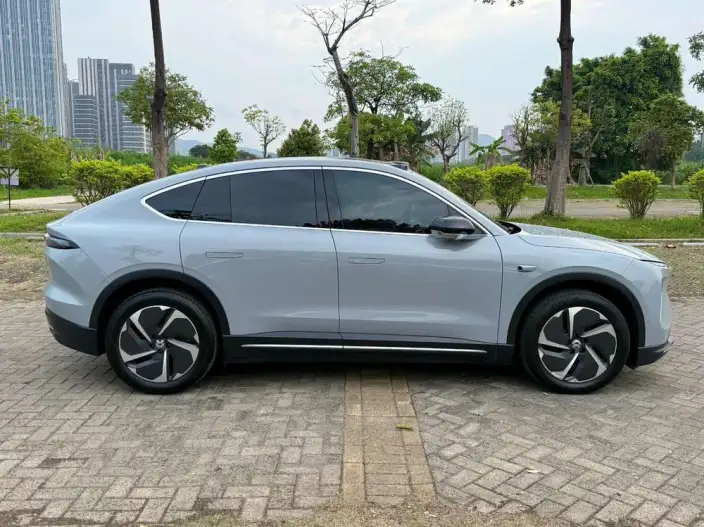 NIO EC6 2023 Model 75kWh – фото 7