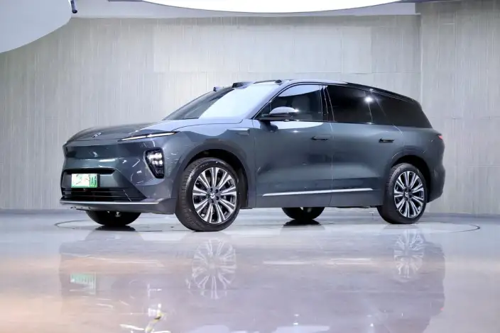 NIO ES8 2024 Model 75kWh – фото 1