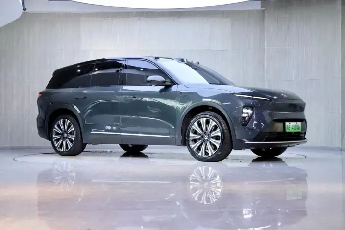 NIO ES8 2024 Model 75kWh – фото 3