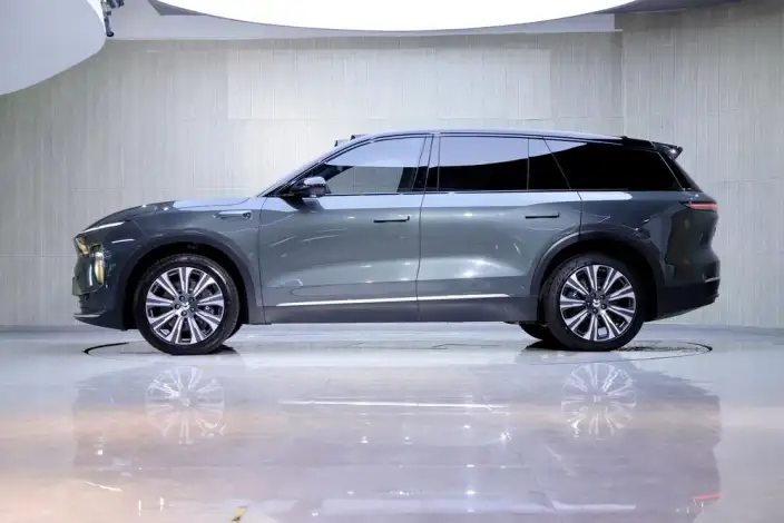 NIO ES8 2024 Model 75kWh – фото 4