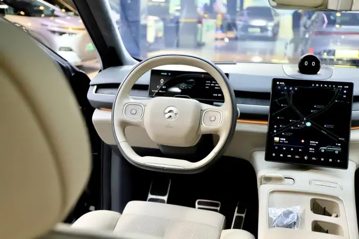 NIO ES8 2024 Model 75kWh – фото 10