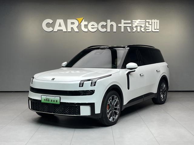 Lynk & Co 900 2025 1.5T Ultra