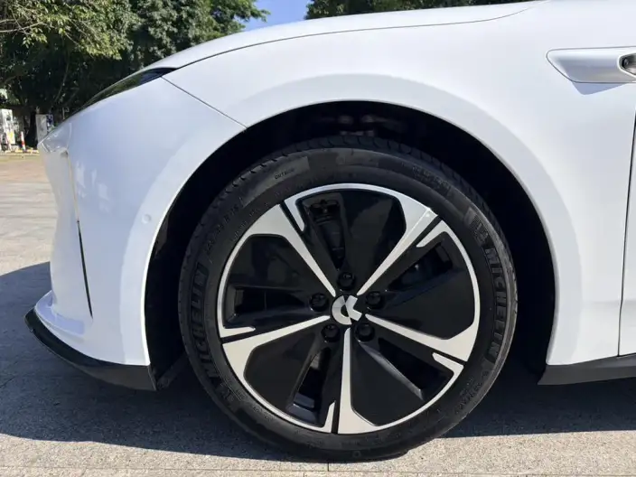 NIO ET5T 2024 Model 75kWh – фото 10