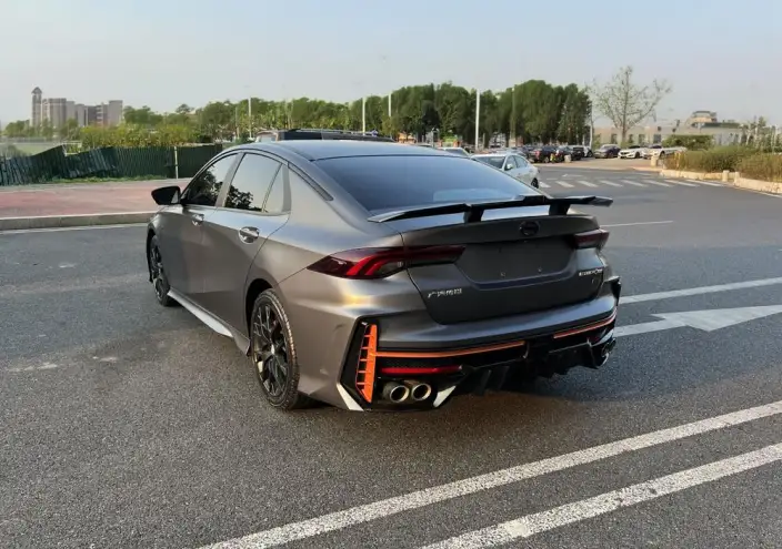 Emzoom 2022 Model 270T J16 R-Style Track Edition