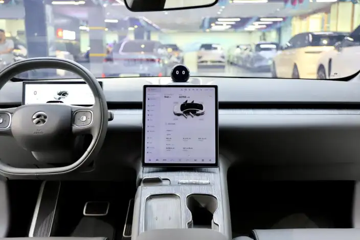 NIO ET7 2023 Model 75kWh – фото 8