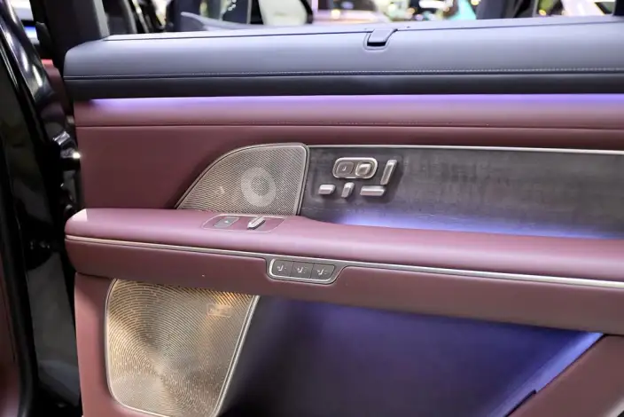 NIO ES8 2026 Model VI seat Executive Deluxe Edition – фото 10