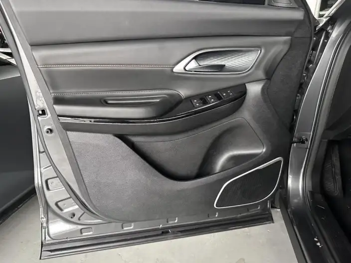 Changan X7 PLUS 2024 Model 1.5T DCT Zun Shine Model 7 seat – фото 7