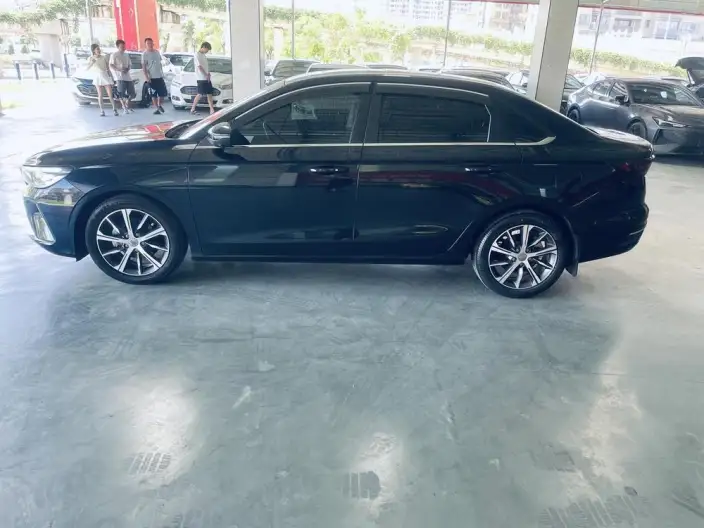 Geely Emgrand 2022 Model No. 4 Gen 1.5L CVT Luxury Model