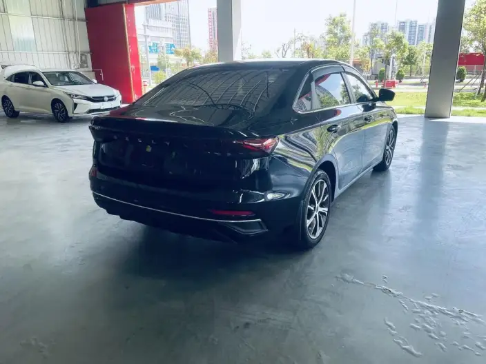 Geely Emgrand 2022 Model No. 4 Gen 1.5L CVT Luxury Model – фото 5