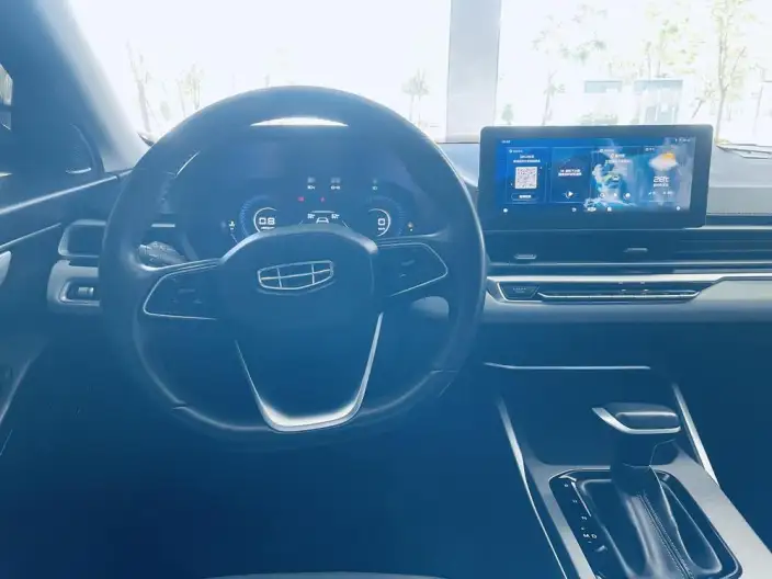 Geely Emgrand 2022 Model No. 4 Gen 1.5L CVT Luxury Model – фото 7