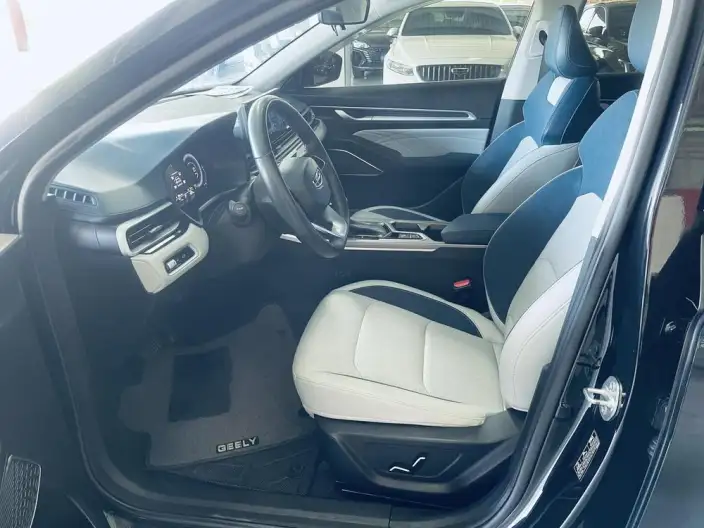 Geely Emgrand 2022 Model No. 4 Gen 1.5L CVT Luxury Model – фото 8