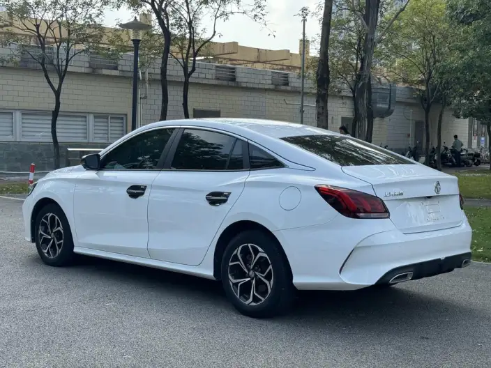 MG5 2021 Model 180DVVT CVT Youth Deluxe Edition – фото 3