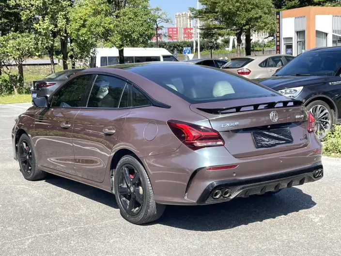 MG 5 Scorpio 2022 Model 1.5T Deluxe Edition – фото 5