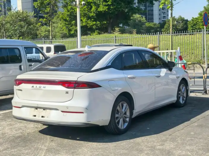 AION S 2022 Model Mei 580 – фото 6