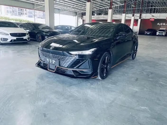 Changan UNI-V 2022 Model 1.5T Sports Edition
