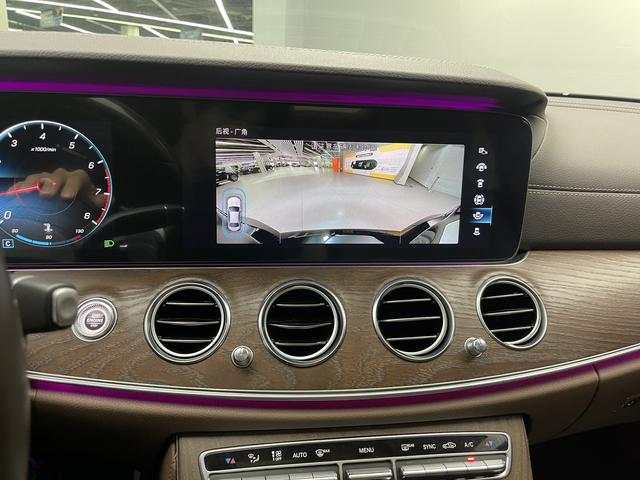 Mercedes-Benz E-Class 2021 E 300 L Premium sedan – фото 17