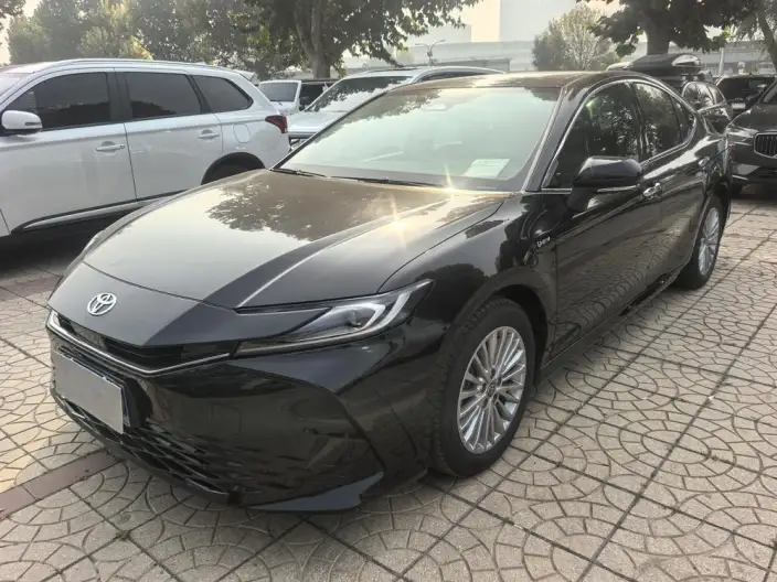 Toyota Camry 2024 Model Hybrid 2.0HGVP Deluxe Edition