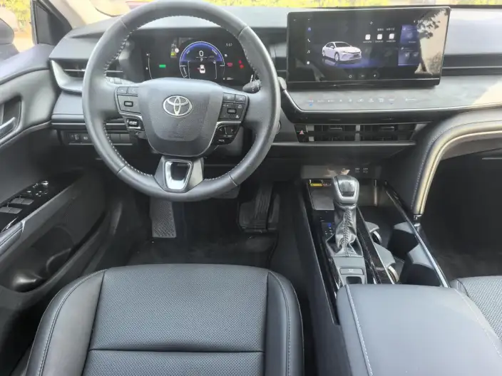 Toyota Camry 2024 Model Hybrid 2.0HGVP Deluxe Edition – фото 7