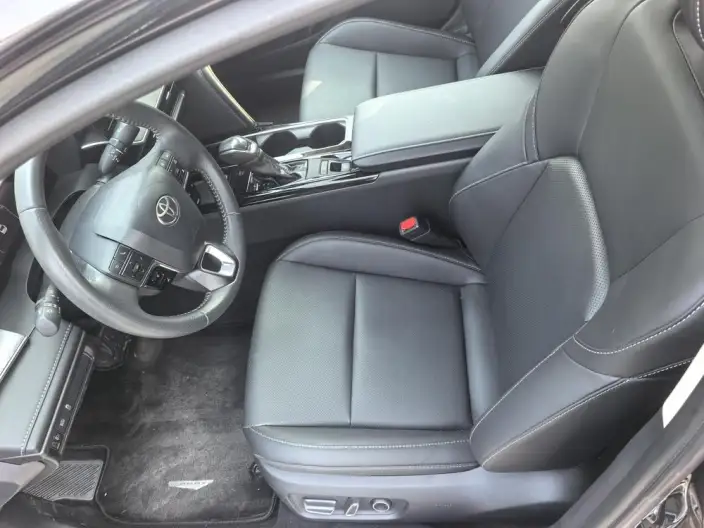 Toyota Camry 2024 Model Hybrid 2.0HGVP Deluxe Edition – фото 9