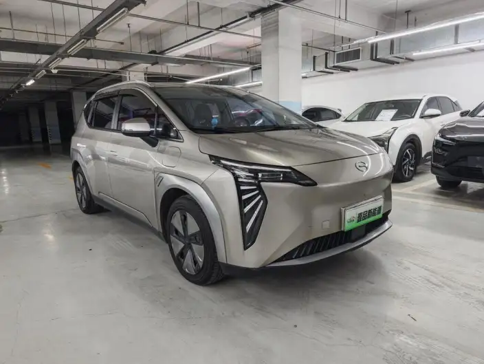 AION Y 2023 Model Plus 610 Lexiang Edition Ternary lithium – фото 3