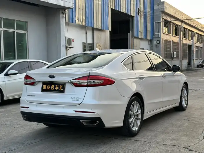 Ford Mondeo 2020 Model EcoBoost 180 Fashion Model – фото 6