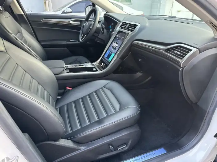 Ford Mondeo 2020 Model EcoBoost 180 Fashion Model – фото 7