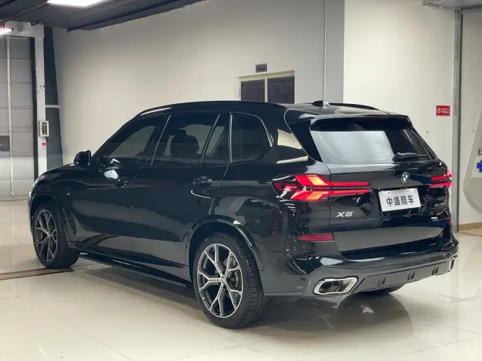 BMW X5 2026 Model xDrive30Li Exclusive Model M Sports Night Set