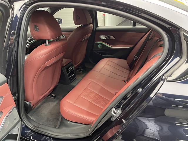 BMW 3 Series 2023 325i M Sport Shadow Line Package – фото 11