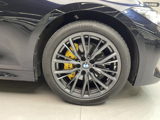 BMW 3 Series 2023 325i M Sport Shadow Line Package – фото 27