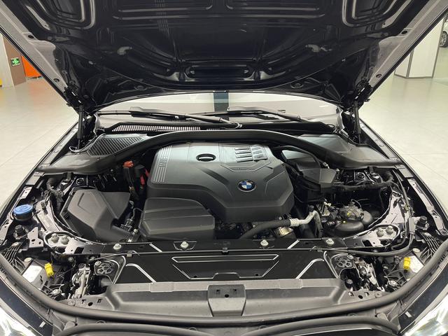 BMW 3 Series 2023 325i M Sport Shadow Line Package – фото 28